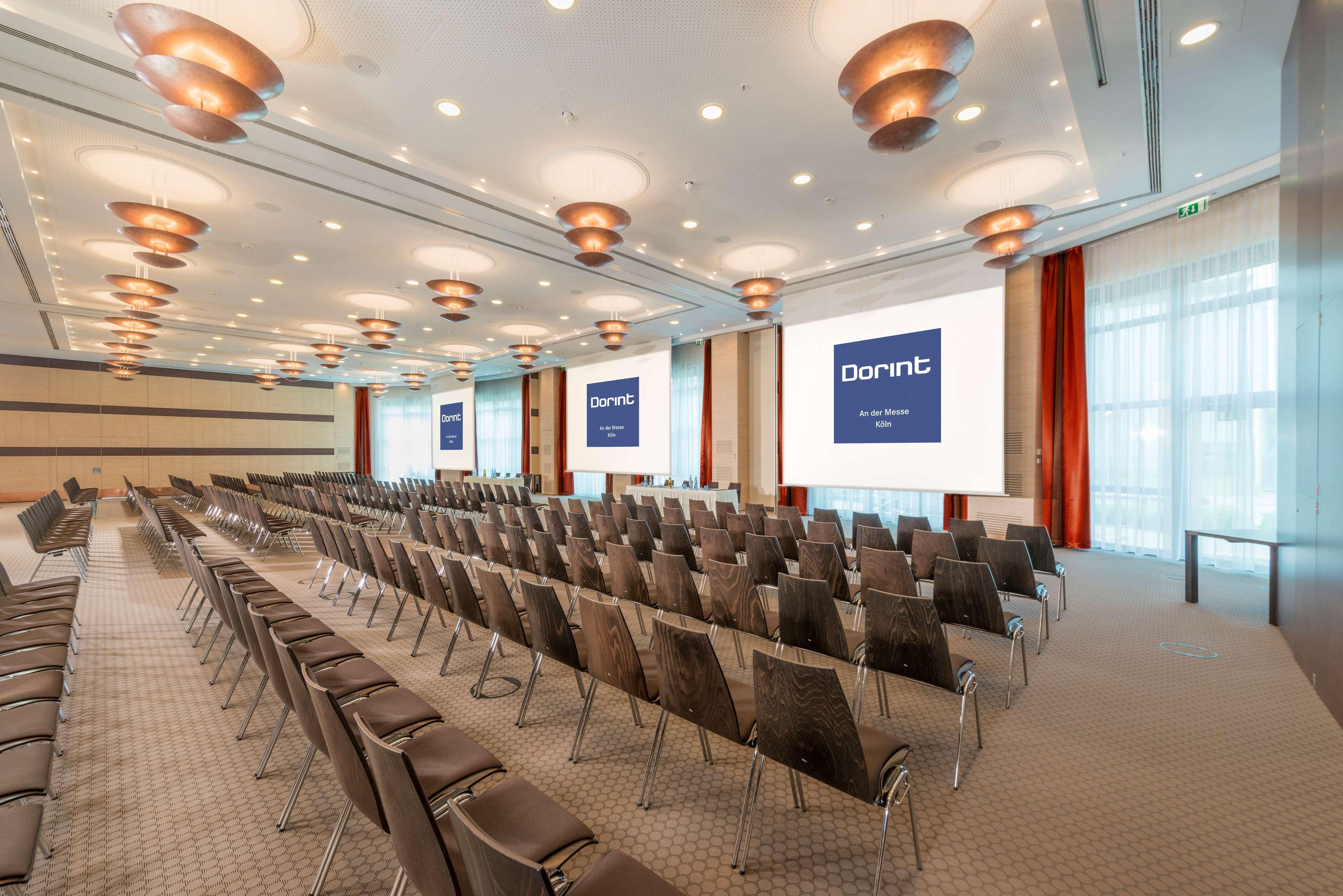 Dorint An Der Messe Koeln Hotel Exterior photo