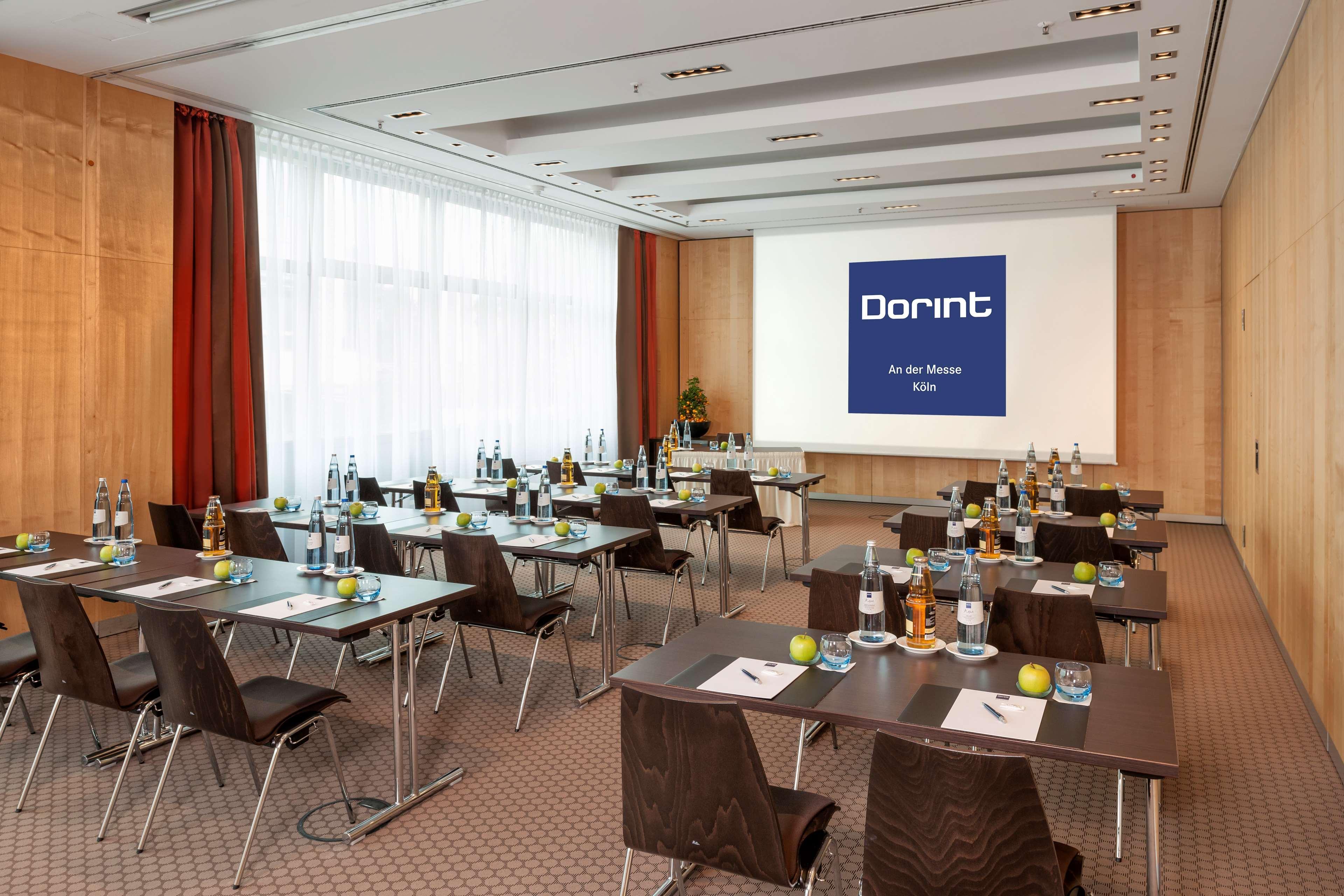 Dorint An Der Messe Koeln Hotel Exterior photo